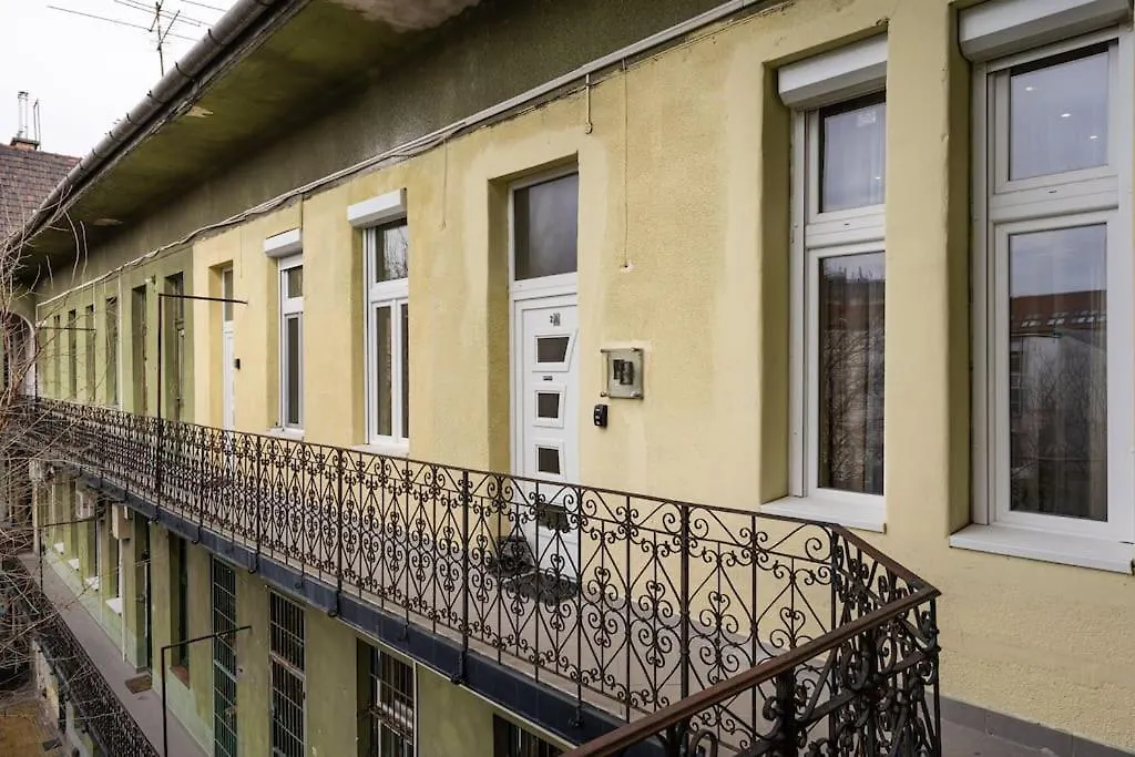 Apartment Peppy Home Of Harmony Budapest Hungary